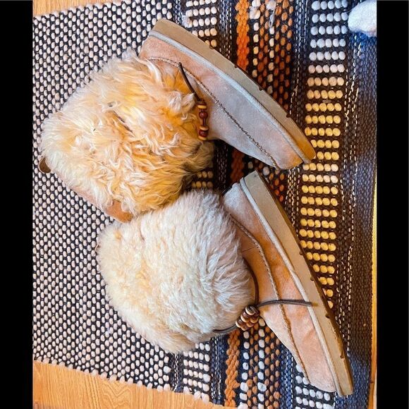 Ugg’s Ranier 5189 Limited edition Suede Eskimo boots sz 9 - Picture 7 of 11